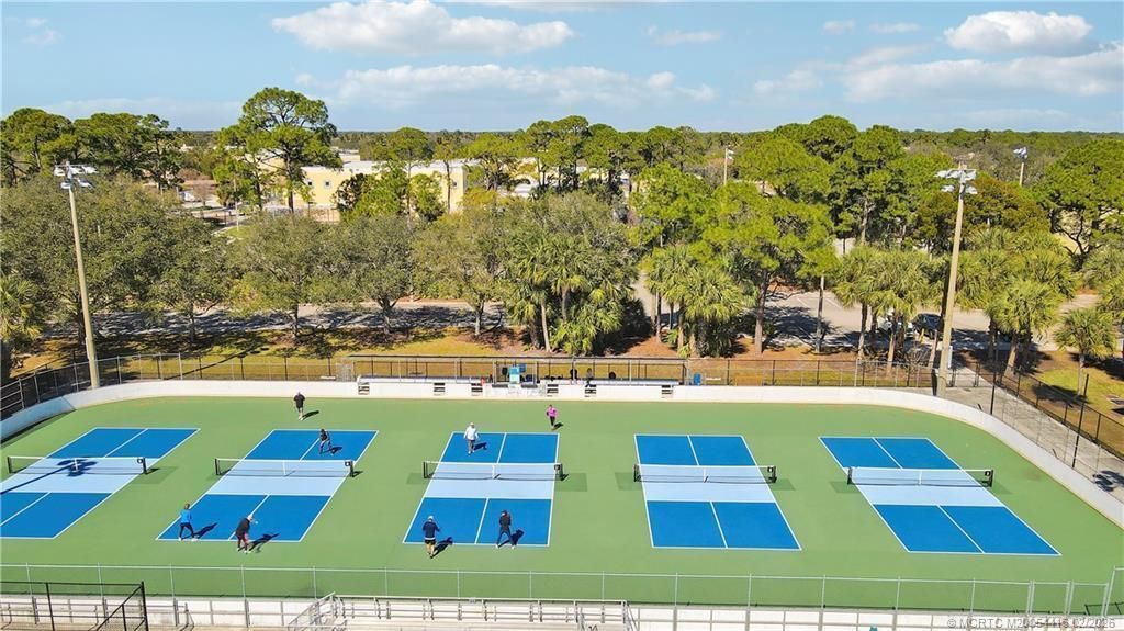 Pickle Ball
