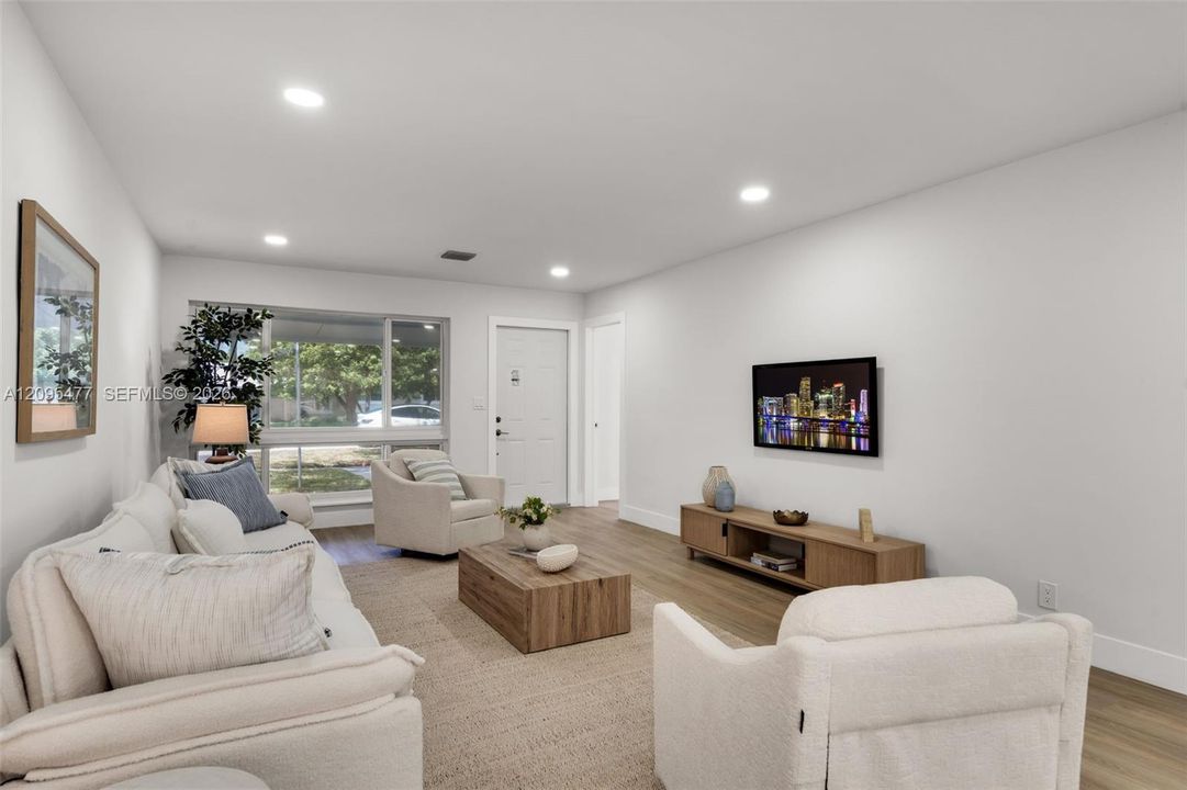For Sale: $750,000 (3 beds, 2 baths, 1558 Square Feet)