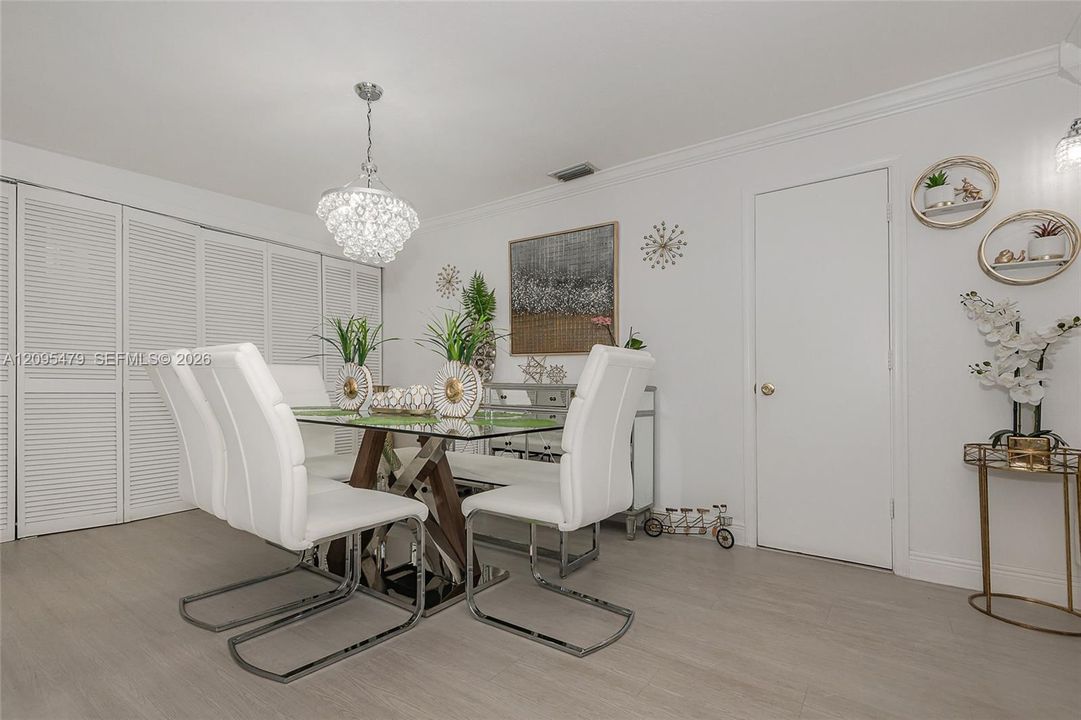 For Sale: $592,500 (4 beds, 2 baths, 1776 Square Feet)