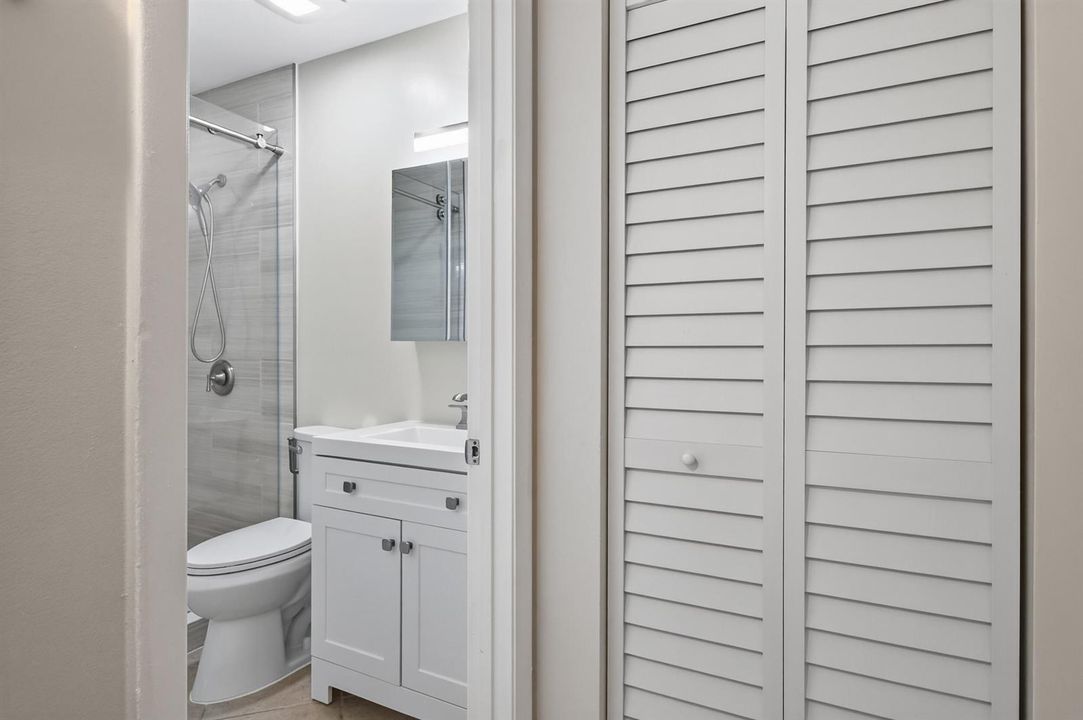 10717 unit 211-32
