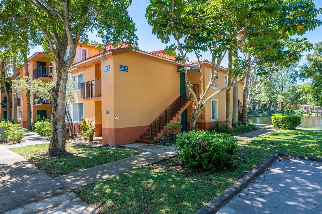 10717 unit 211-6
