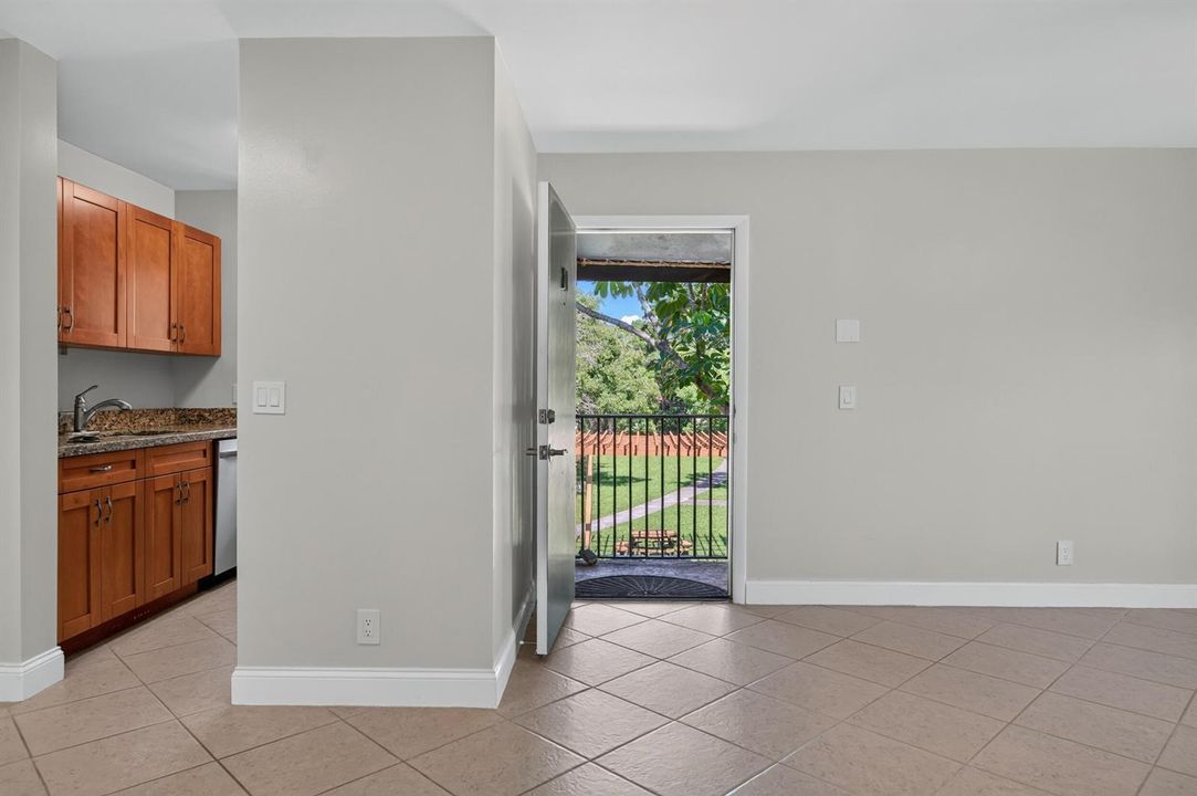 10717 unit 211-14