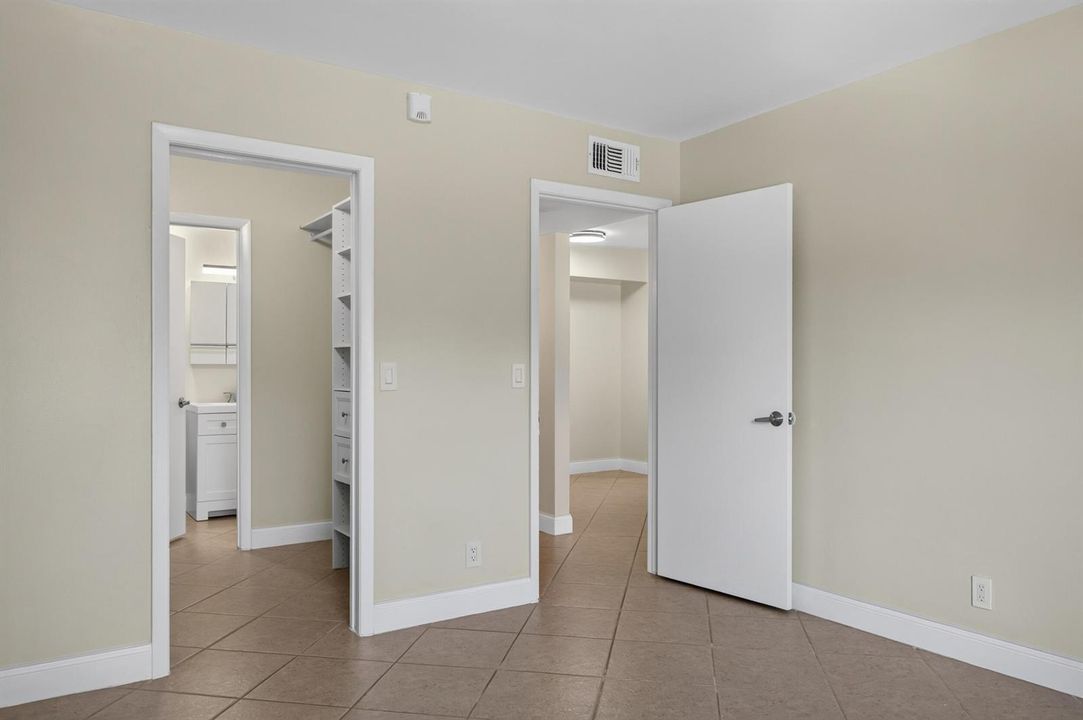 10717 unit 211-24