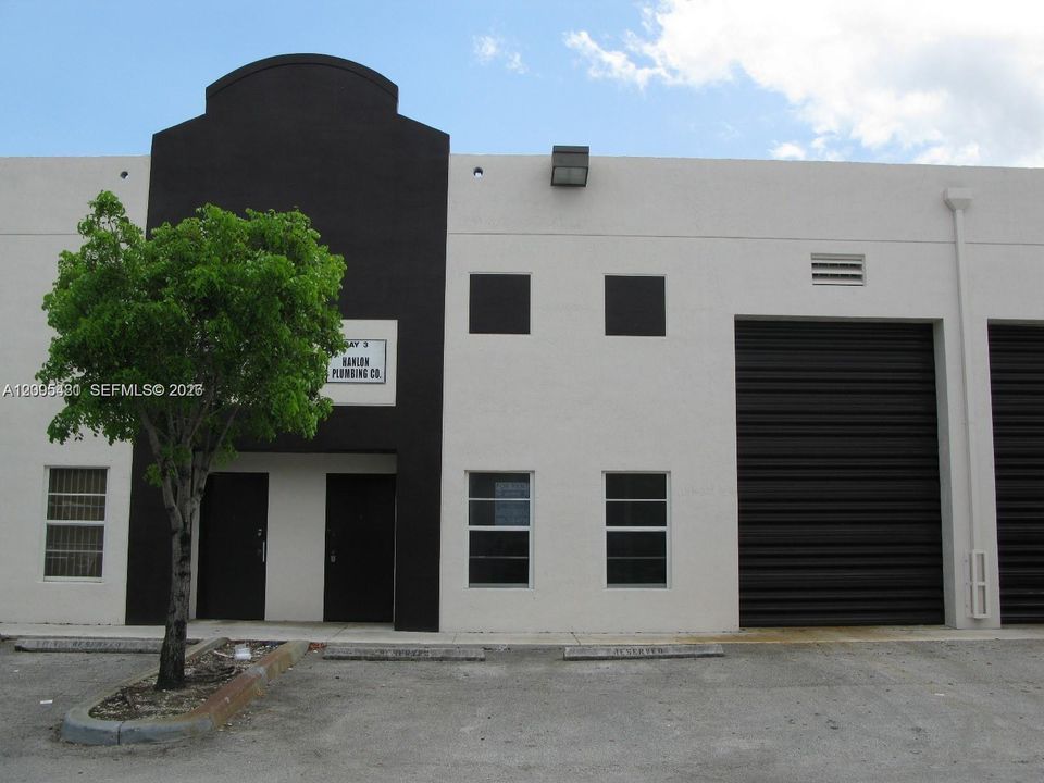 For Rent: $2,600 (0 beds, 0 baths, 0 Square Feet)