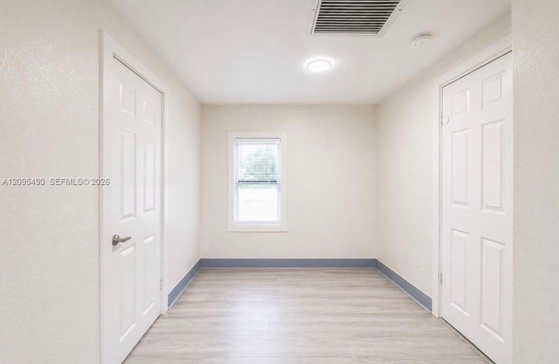 En Venta: $479,000 (2 camas, 1 baños, 837 Pies cuadrados)