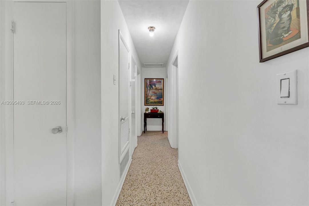 For Sale: $615,000 (3 beds, 2 baths, 1092 Square Feet)
