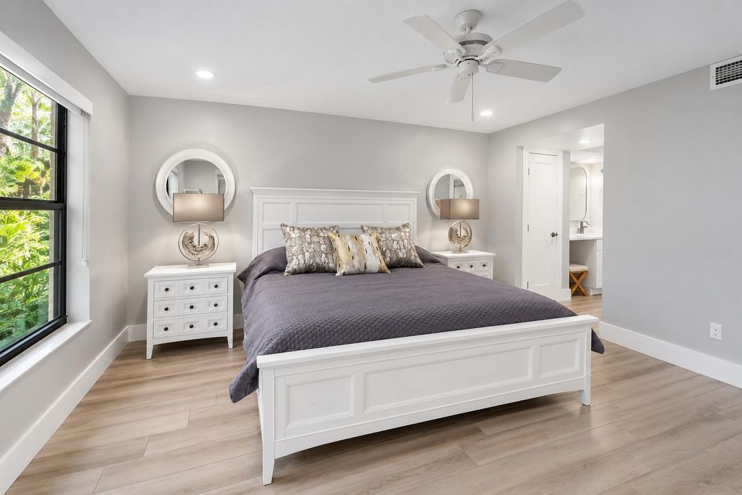 Primary Bedroom 105D (3)