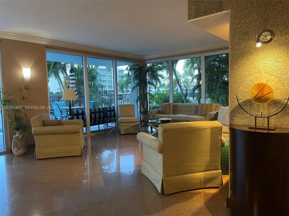 Upper lobby