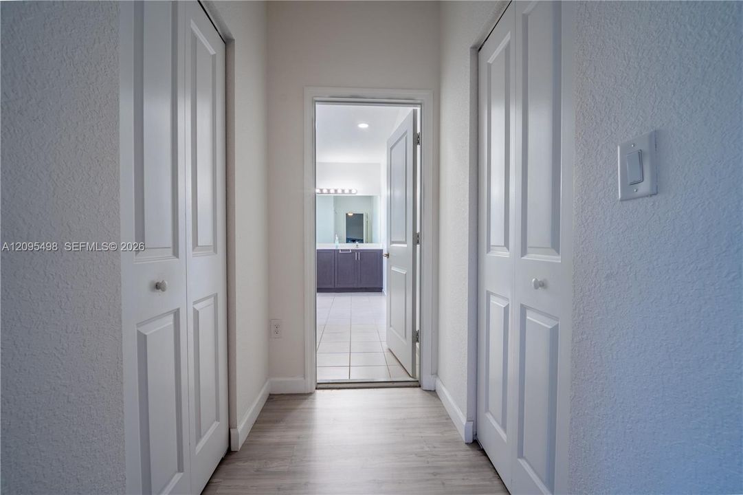 В аренду: $3,700 (4 спален, 2 ванн, 2720 Квадратных фут)