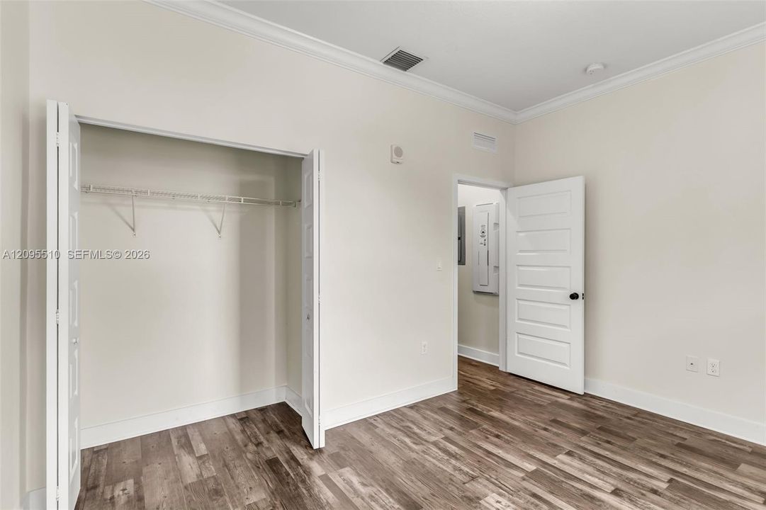В аренду: $3,350 (3 спален, 2 ванн, 1236 Квадратных фут)
