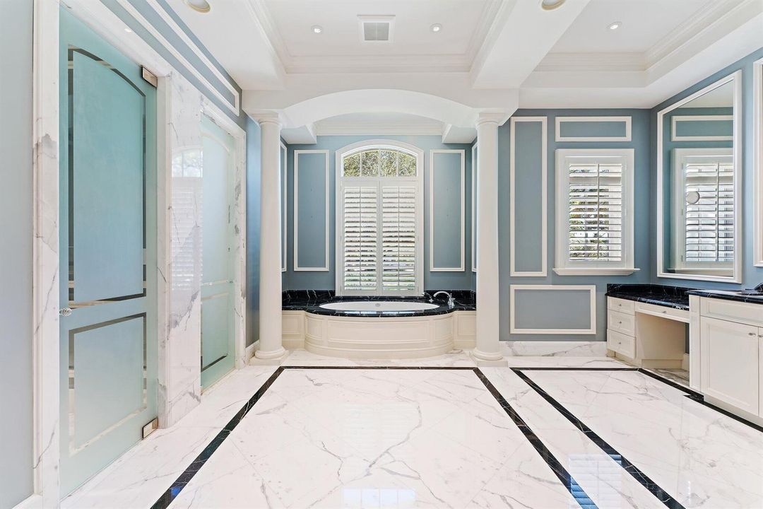 Her Primary Bathroom