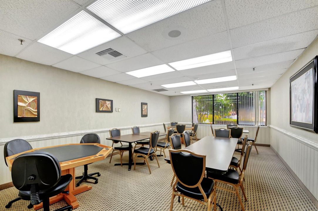 59-web-or-mls-Lucerne Pointe main clubho