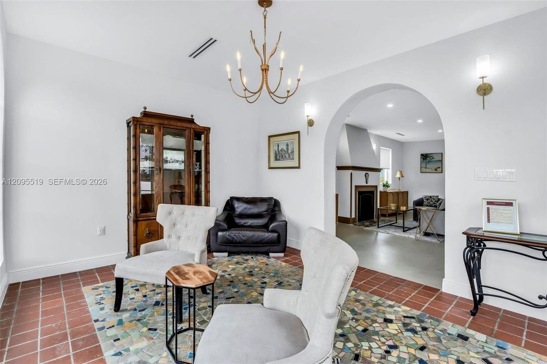 For Rent: $9,500 (5 beds, 4 baths, 2638 Square Feet)