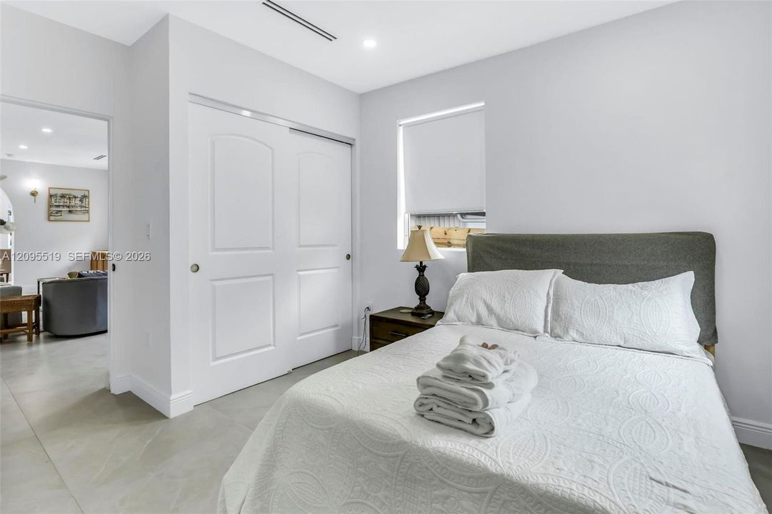 For Rent: $9,500 (5 beds, 4 baths, 2638 Square Feet)