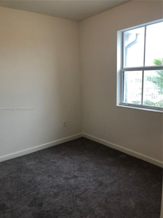 В аренду: $2,499 (3 спален, 2 ванн, 1331 Квадратных фут)