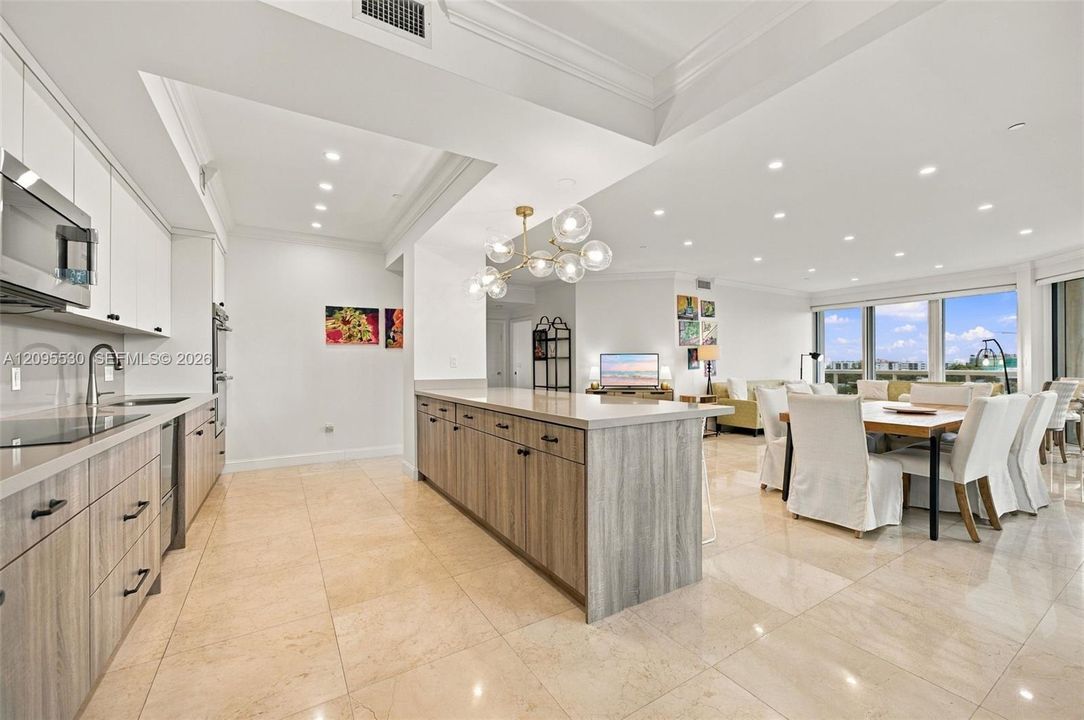 For Sale: $3,699,000 (3 beds, 3 baths, 2260 Square Feet)