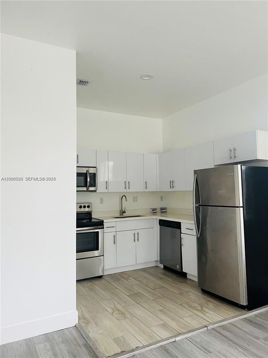 En Venta: $770,000 (0 camas, 0 baños, 1890 Pies cuadrados)