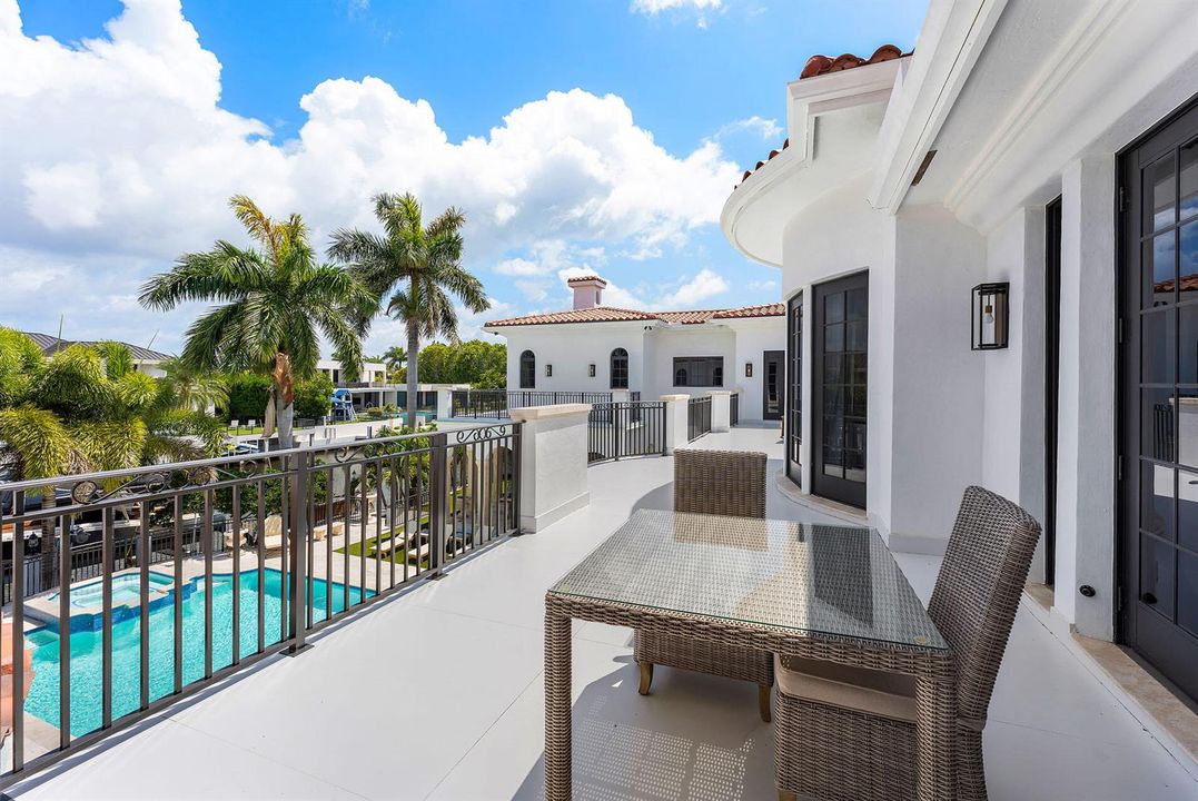 251_Coconut_Palm_Road_73