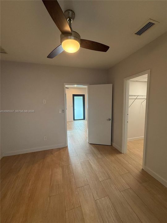 For Rent: $1,990 (1 beds, 1 baths, 600 Square Feet)