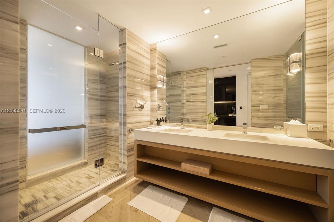 For Rent: $9,500 (0 beds, 1 baths, 490 Square Feet)