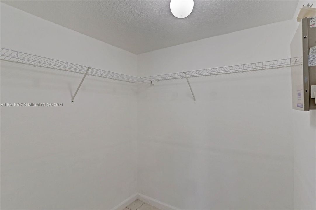 250 closet