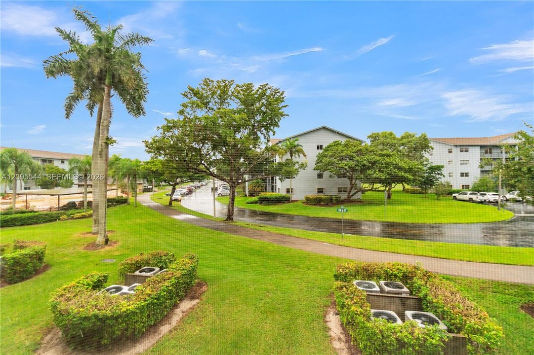 En Venta: $215,000 (2 camas, 2 baños, 1192 Pies cuadrados)