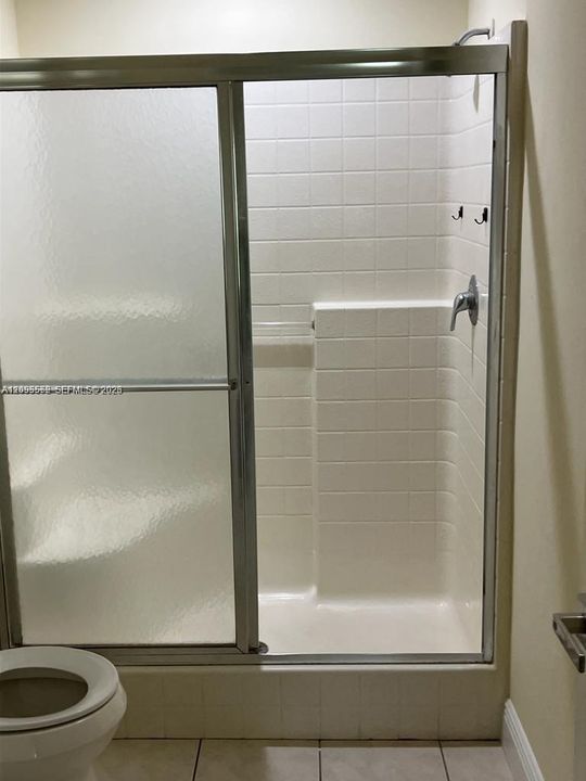 For Rent: $1,600 (2 beds, 2 baths, 1120 Square Feet)
