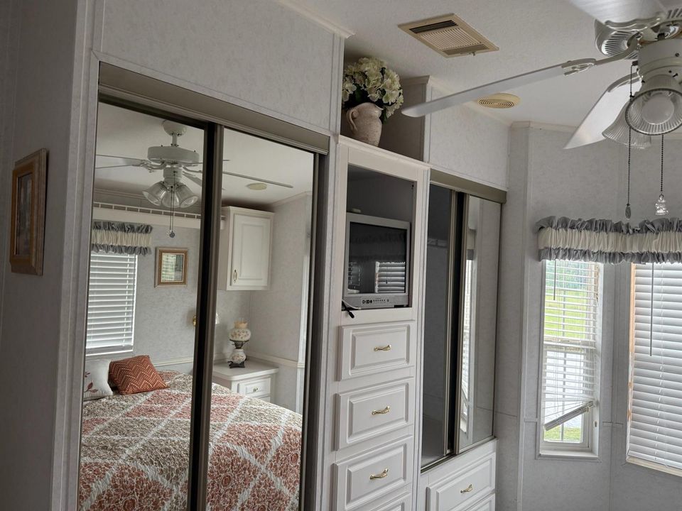 Primary Builtin Closets