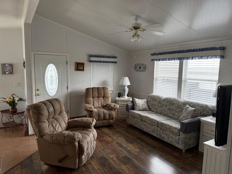 living rm