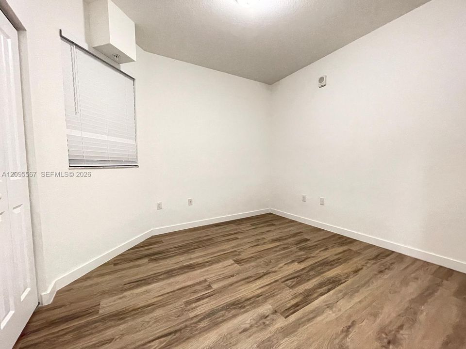 For Rent: $2,700 (3 beds, 2 baths, 1428 Square Feet)