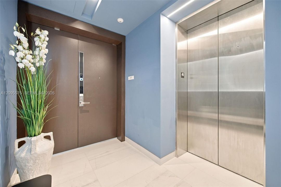En Venta: $2,800,000 (3 camas, 2 baños, 1957 Pies cuadrados)