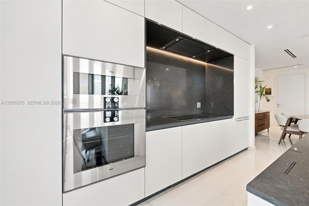 En Venta: $2,800,000 (3 camas, 2 baños, 1957 Pies cuadrados)