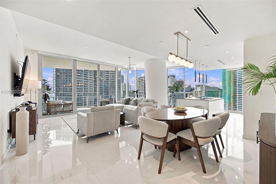 En Venta: $2,800,000 (3 camas, 2 baños, 1957 Pies cuadrados)