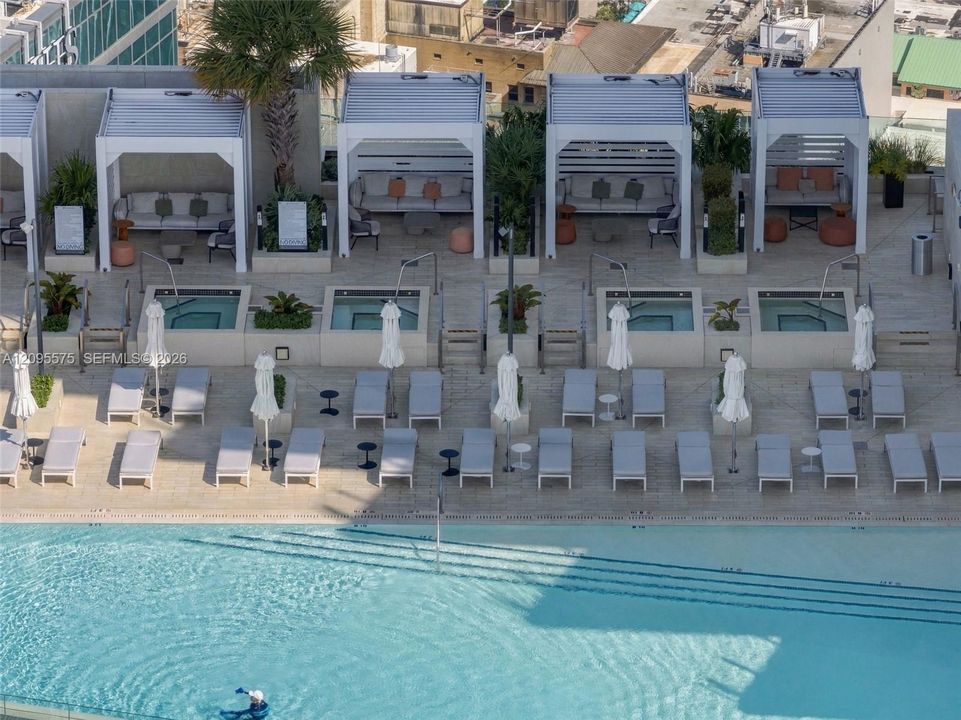 En Venta: $2,800,000 (3 camas, 2 baños, 1957 Pies cuadrados)