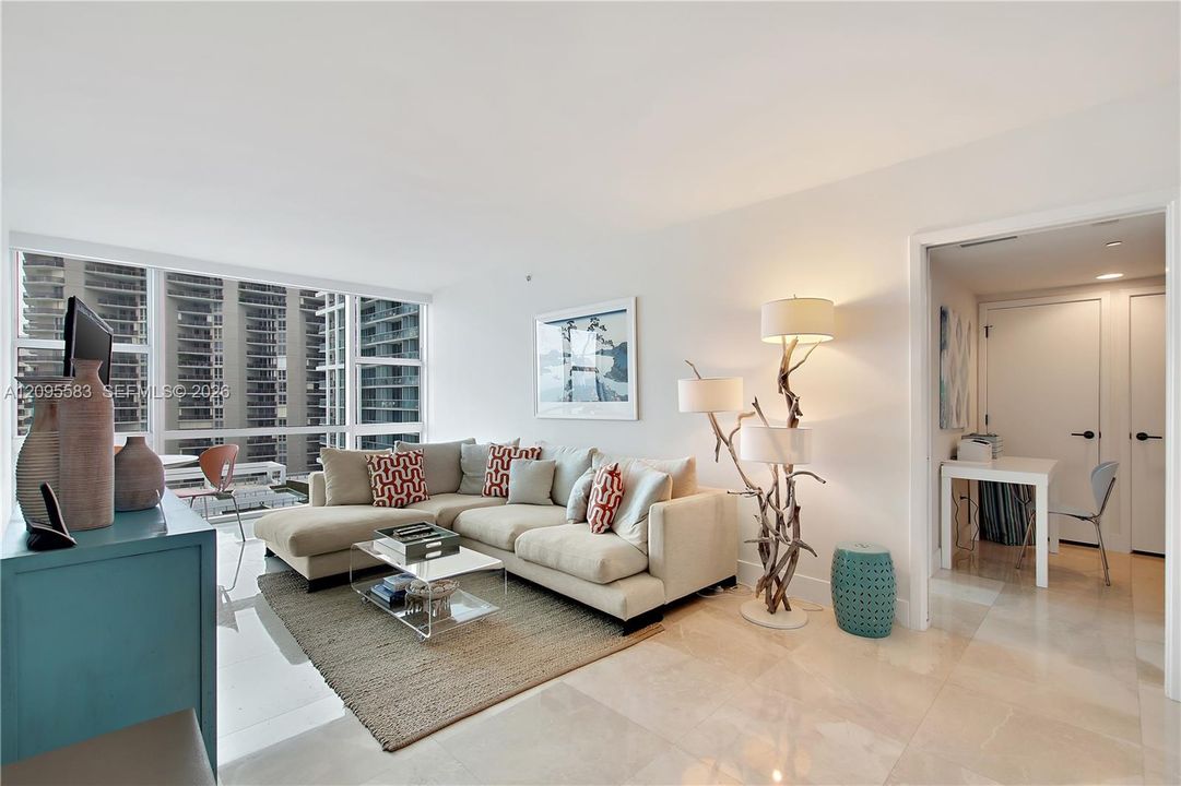 For Rent: $12,500 (2 beds, 2 baths, 1200 Square Feet)