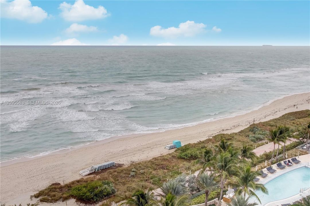 For Rent: $12,500 (2 beds, 2 baths, 1200 Square Feet)