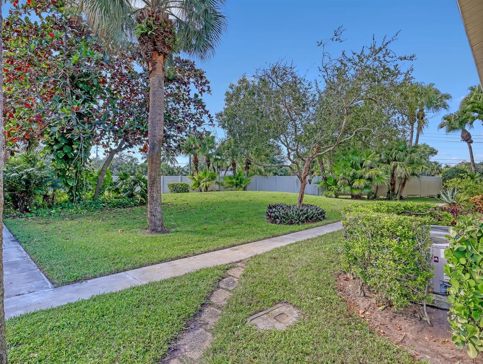 6552 Chasewood (4)