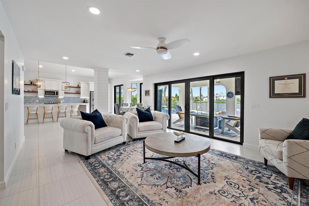 129 Olympus Way-14