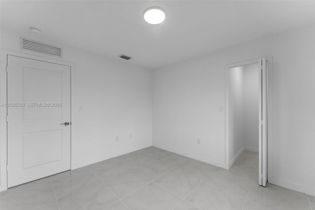 For Sale: $749,000 (0 beds, 0 baths, 2582 Square Feet)