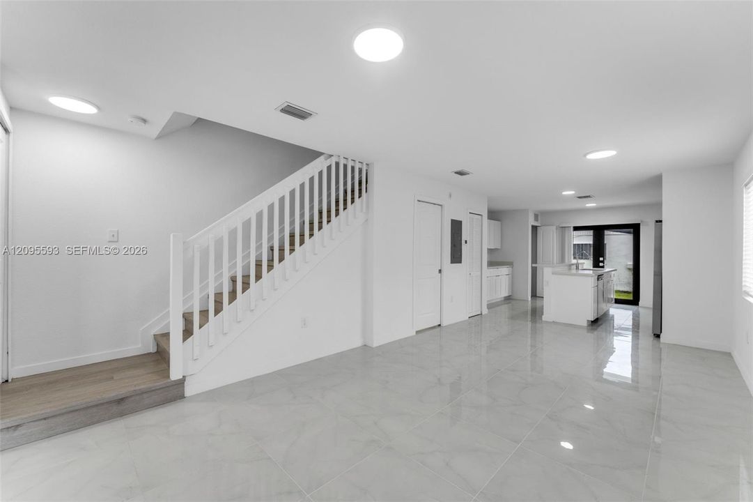For Sale: $749,000 (0 beds, 0 baths, 2582 Square Feet)