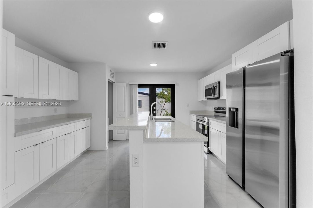 For Sale: $749,000 (0 beds, 0 baths, 2582 Square Feet)