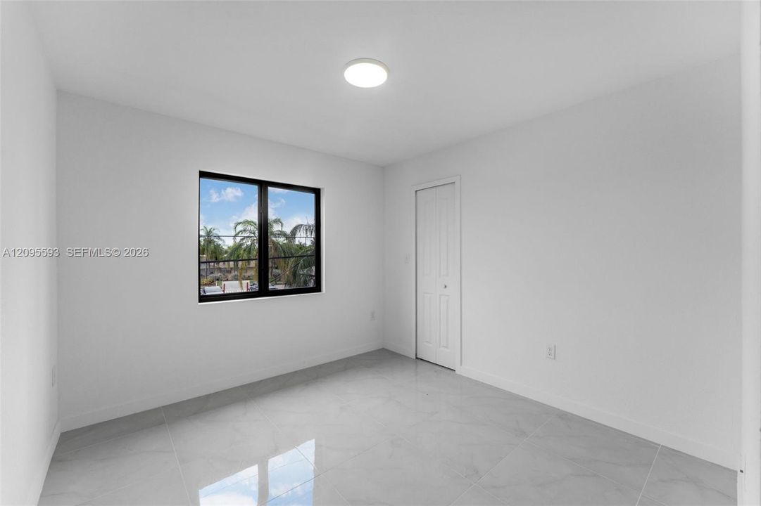 For Sale: $749,000 (0 beds, 0 baths, 2582 Square Feet)