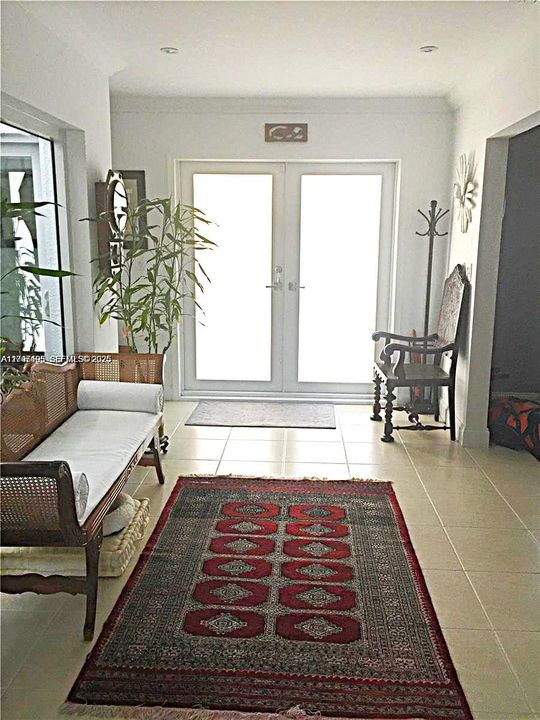 En Venta: $2,720,000 (5 camas, 3 baños, 3275 Pies cuadrados)
