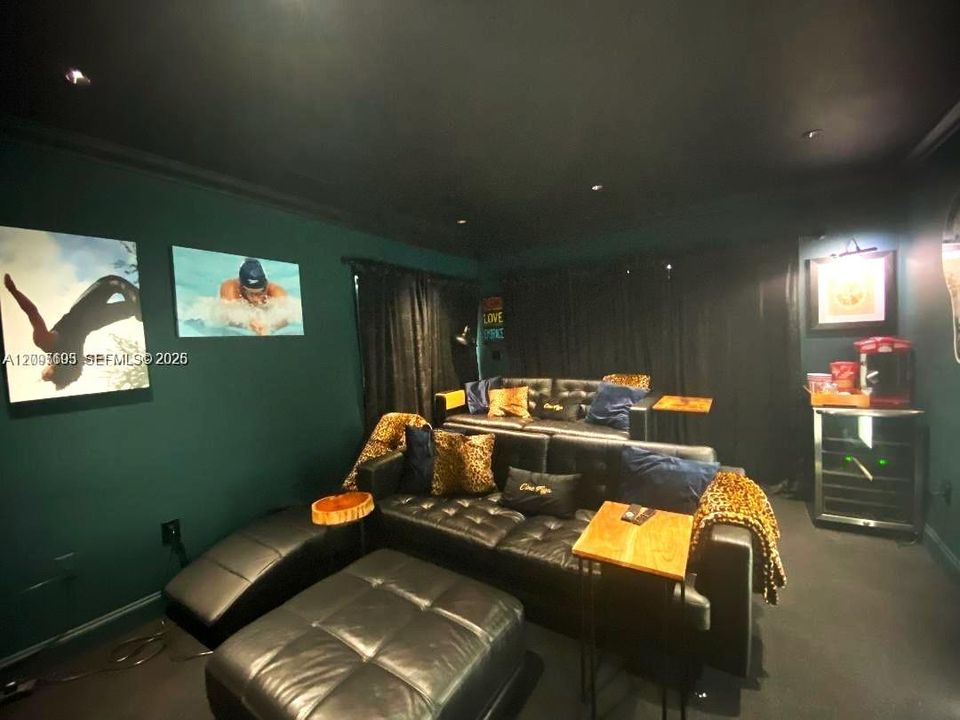 En Venta: $2,720,000 (5 camas, 3 baños, 3275 Pies cuadrados)