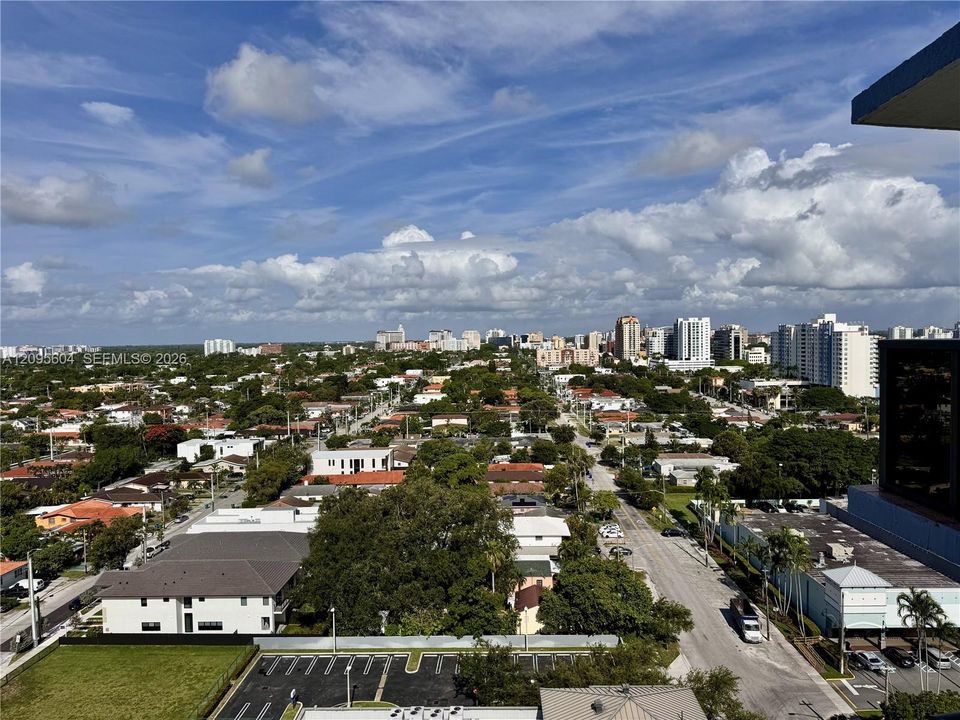 For Sale: $489,900 (2 beds, 2 baths, 1126 Square Feet)