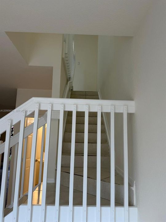 For Rent: $3,050 (3 beds, 2 baths, 1368 Square Feet)