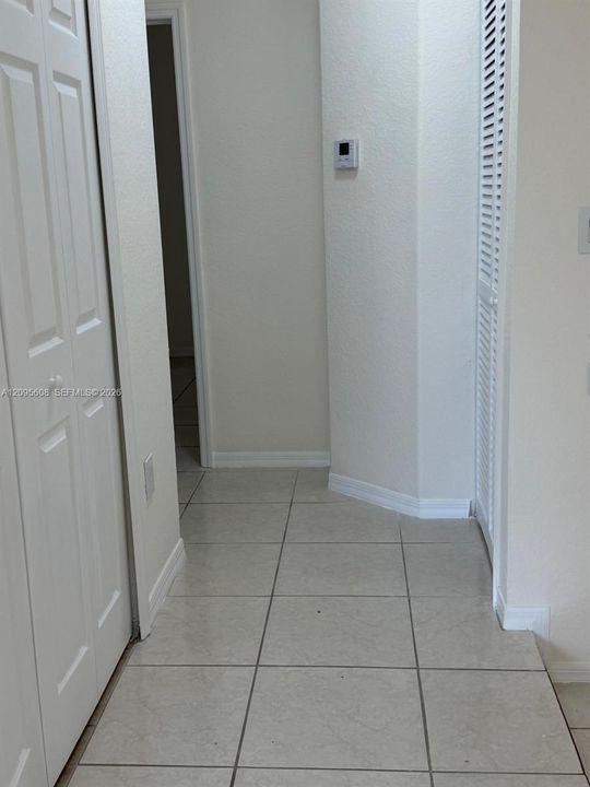 For Rent: $3,050 (3 beds, 2 baths, 1368 Square Feet)