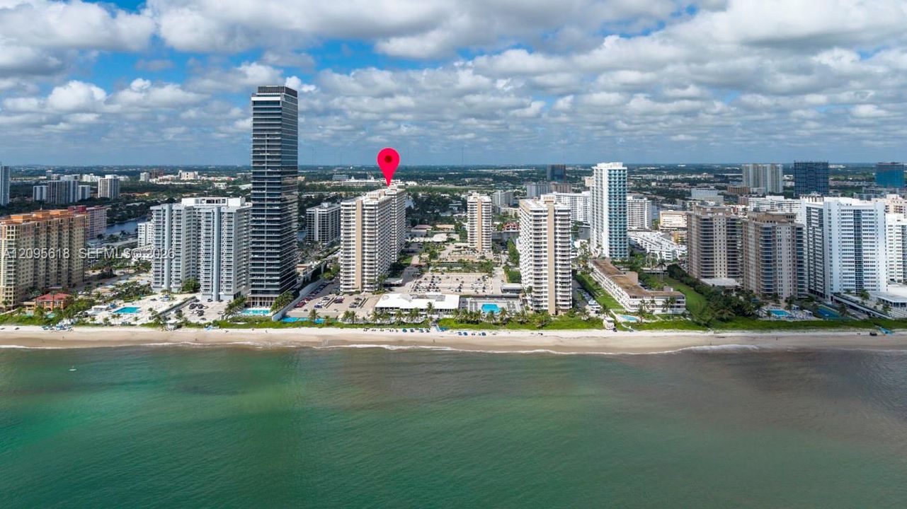 For Sale: $389,000 (2 beds, 2 baths, 1240 Square Feet)