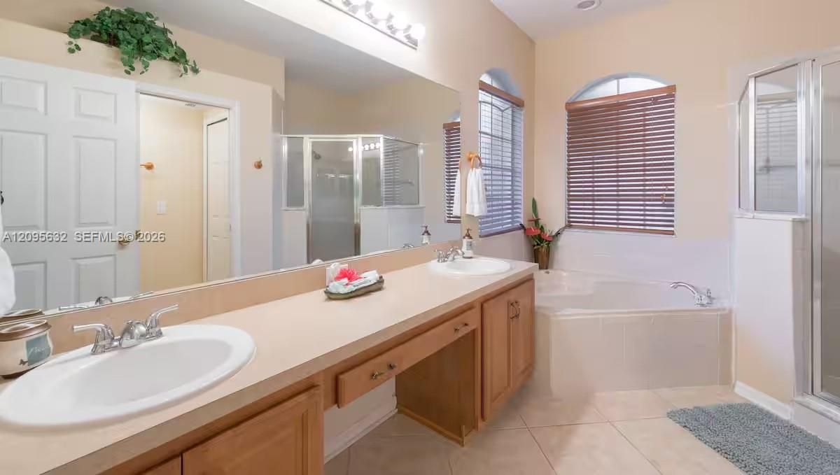 For Rent: $3,750 (4 beds, 2 baths, 0 Square Feet)