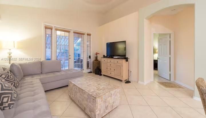 For Rent: $3,750 (4 beds, 2 baths, 0 Square Feet)